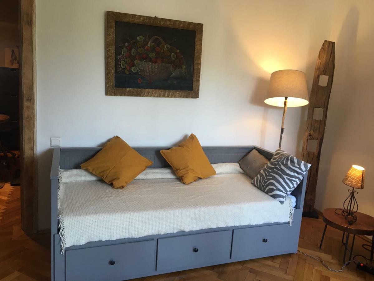 בוקרשט Vintage Apartment מראה חיצוני תמונה